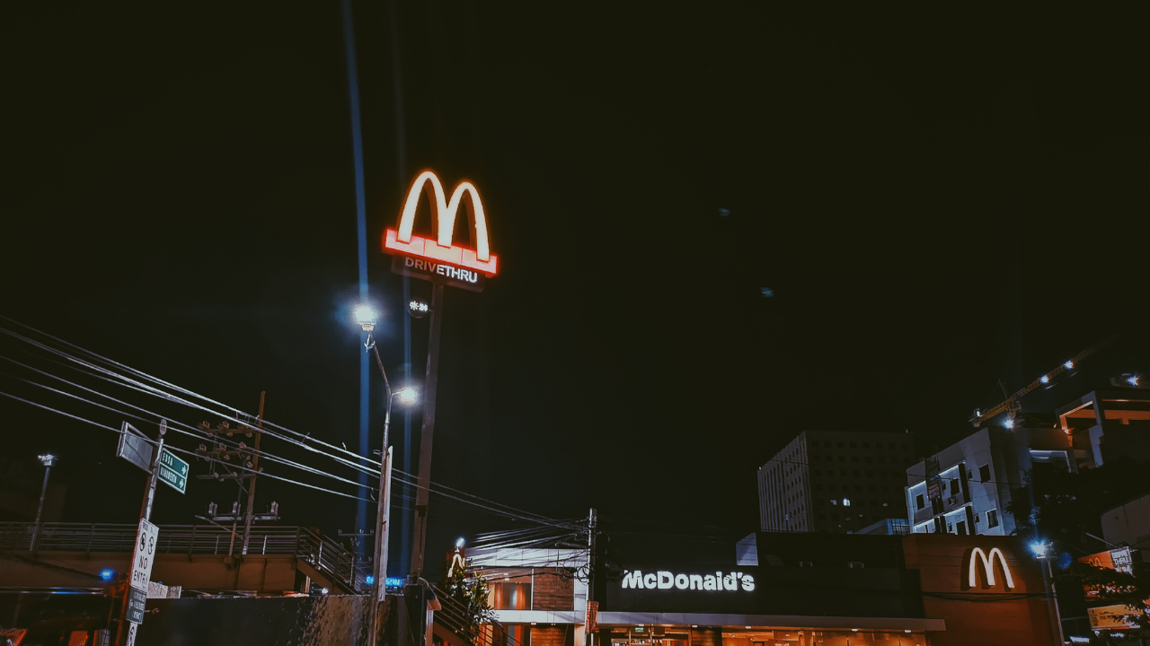 McDonald’s va ajouter des boissons énergétiquesetdessodascréatifsàses menus