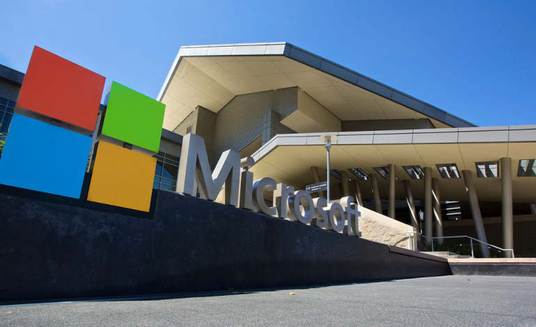 Microsoft_perd_l’exclusivité_OpenAI_quel_impact_pour_l’IA_et_le