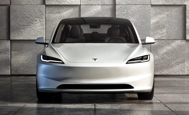 Tesla_chute_de_5_après_des_livraisons_en_hausse_mais_inférieures