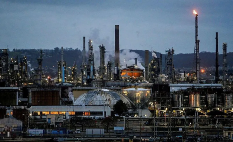 Un choc pétrolier suffit-il à faire basculer les États-Unis en récession ? Le chef économiste d’Exxon Mobil apporte une réponse plus nuancée