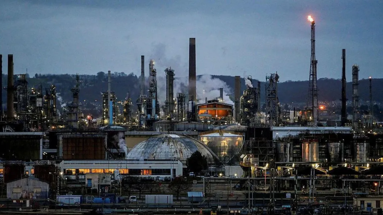Un choc pétrolier suffit-il à faire basculer les États-Unis en récession ? Le chef économiste d’Exxon Mobil apporte une réponse plus nuancée