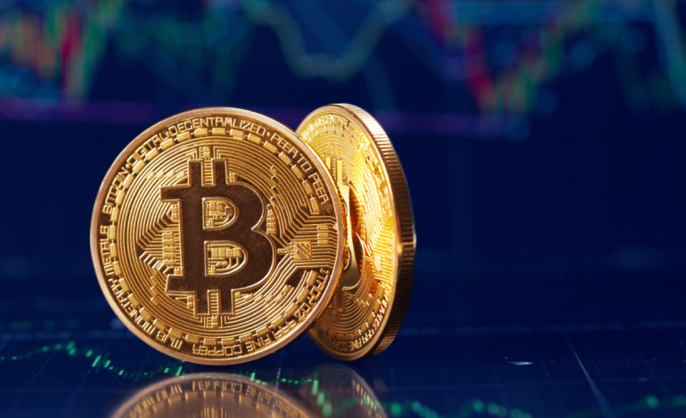 Bitcoin retombe vers 75 000 dollars alors que la pression s’étend aux altcoins