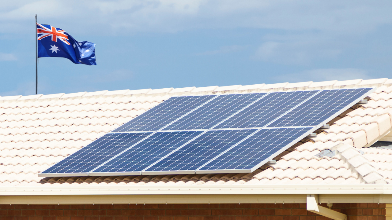 Les subventions aux batteries relancent le solaire résidentiel en Australie