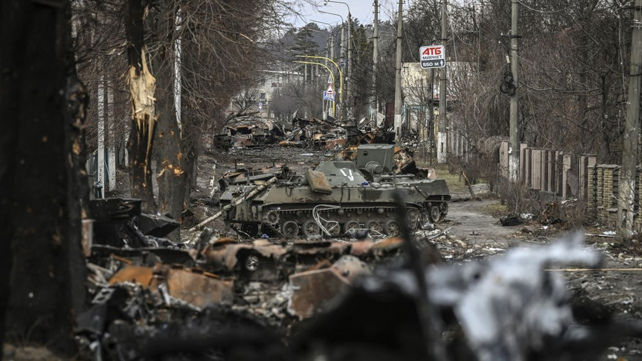 L’offensive russe ralentit fortement en Ukraine malgré de lourdes pertes