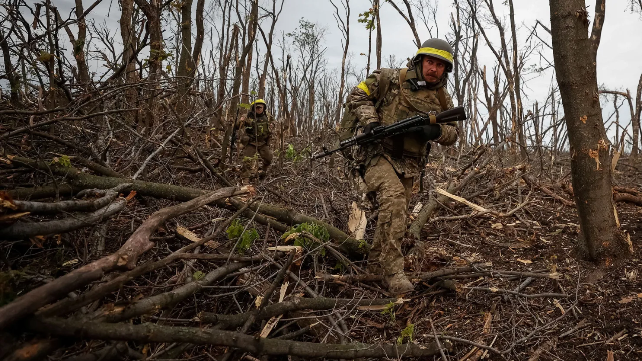Ukraine : 295 combats signalés sur le front en une journée