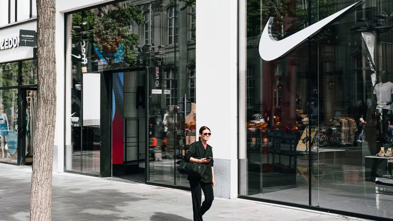 Nike abaissée, Affirm relevée : les analystes revoient leurs convictions sur plusieurs grandes valeurs